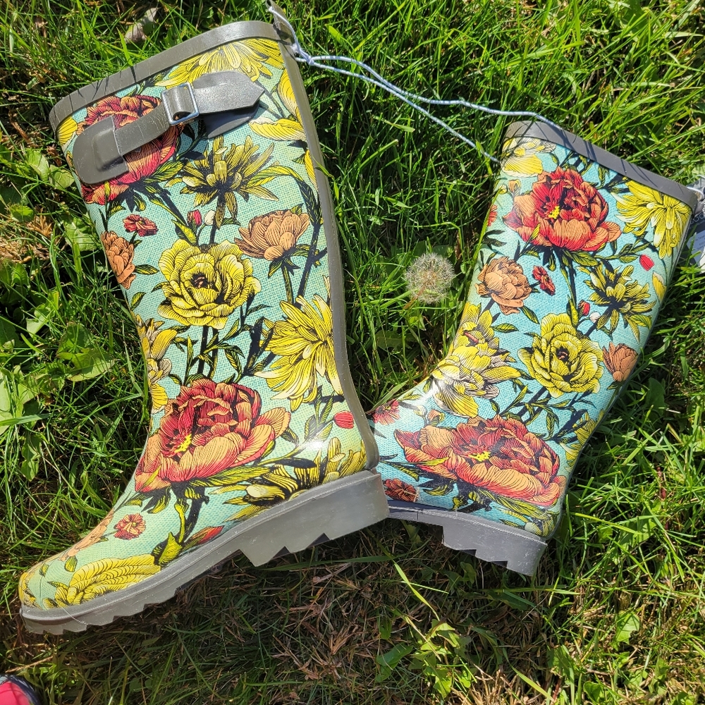 Target Threshold NWT Floral Women's Rain Garden Boots Sz 8 ~ Pretty! - Picture 3 of 16